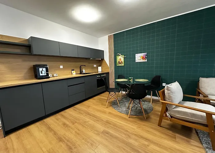 Apartment Delux 3 - модерен апартамент,2 спални,център