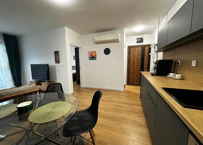 Apartment Delux 3 - модерен апартамент,2 спални,център
